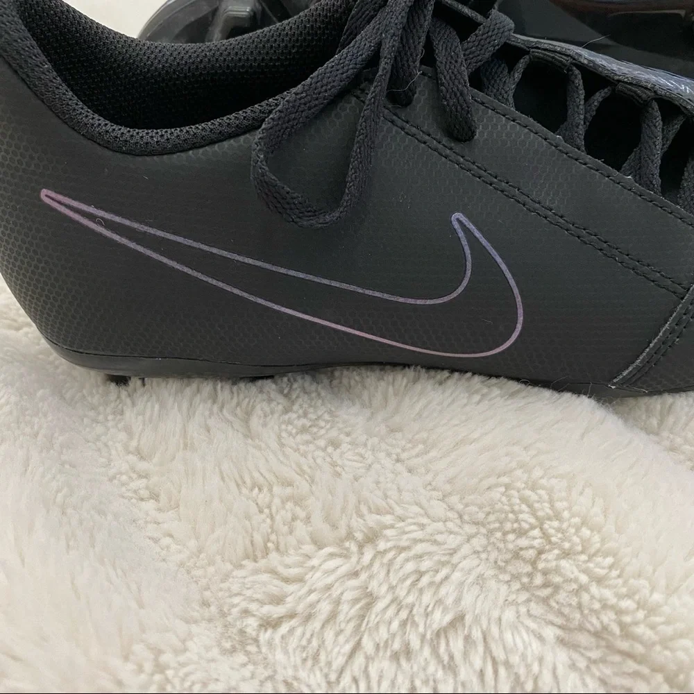 Nike Jr Phantom Venom Club FG Soccer Cleats Size 5.5